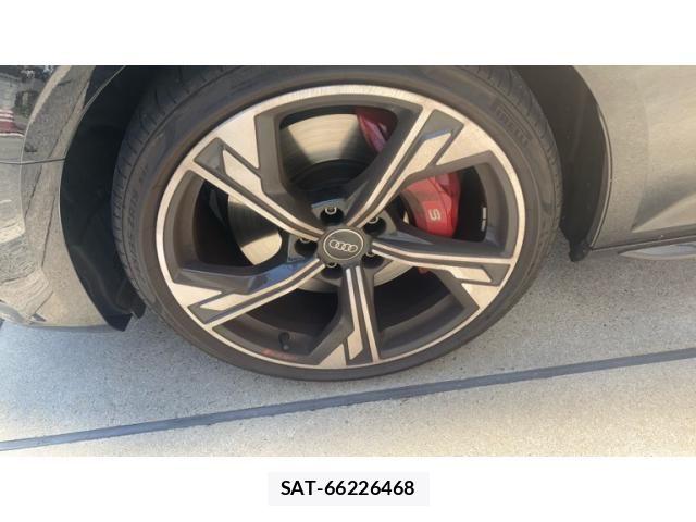 Audi S4 2017-10 7615109-3