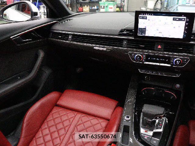 Audi S4 2021-10 7721014-22