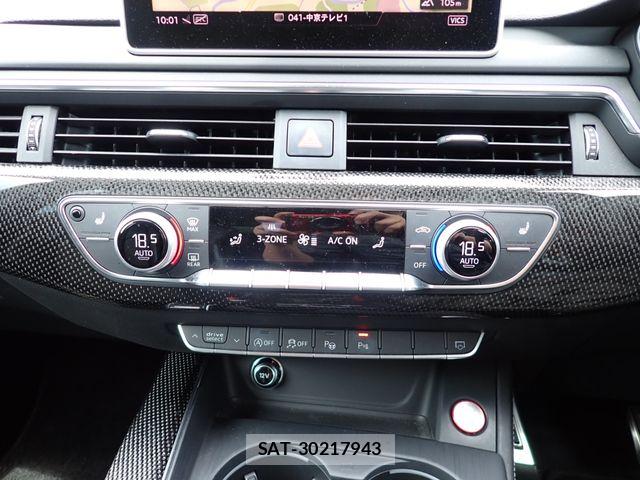 Audi S4 2018-12 8034483-17