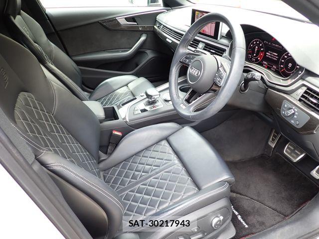 Audi S4 2018-12 8034483-1