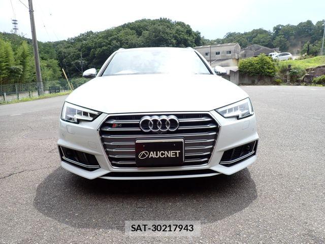 Audi S4 2018-12 8034483-4