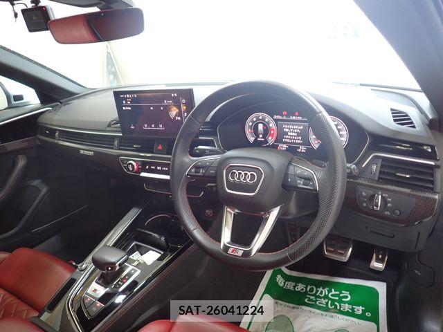 Audi S4 2021-06 8157999-1