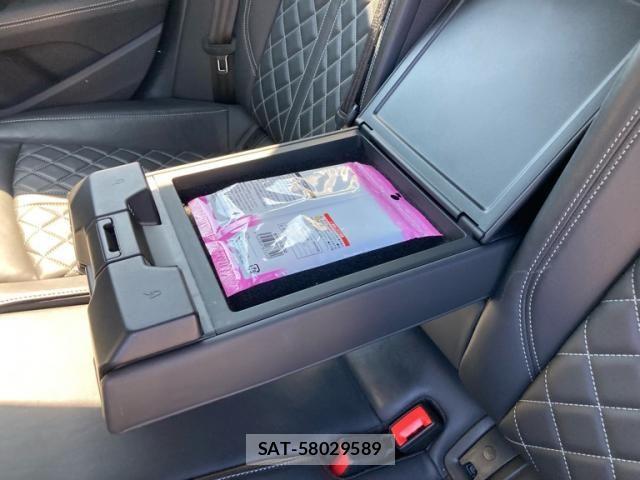 Audi S4 2020-09 8625879-11
