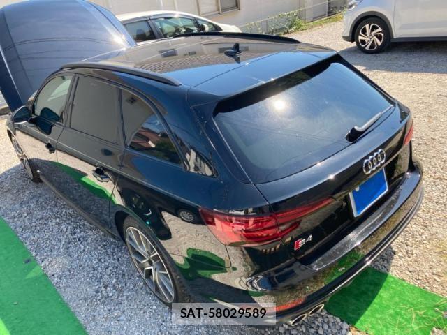 Audi S4 2020-09 8625879-2
