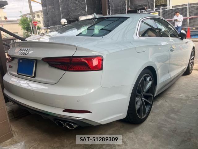 Audi S5 2017-07 6610646-2