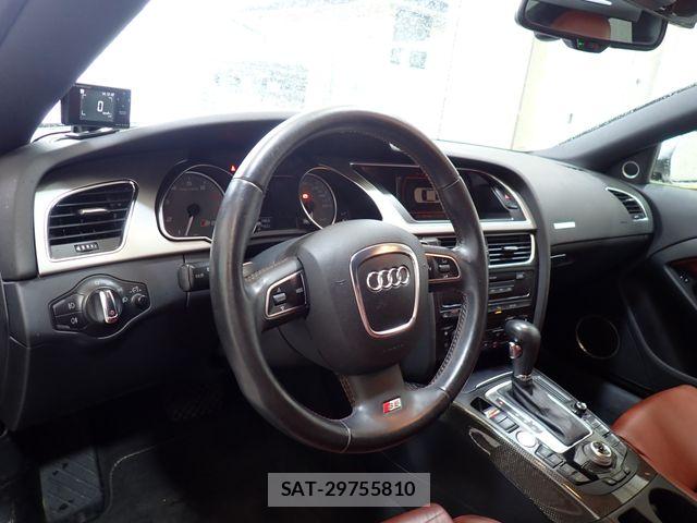 Audi S5 2009-08 7271555-1