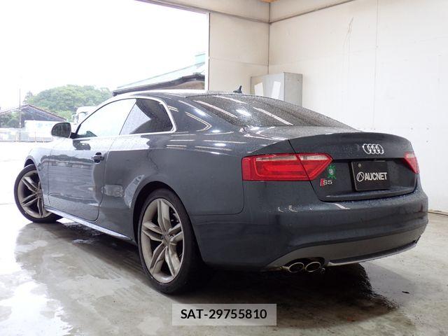 Audi S5 2009-08 7271555-2