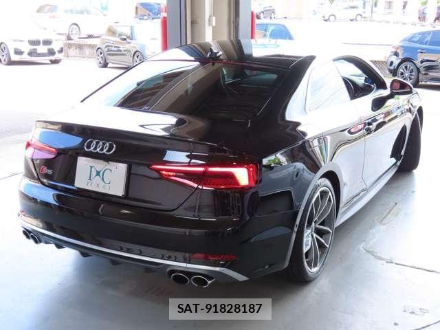 Audi S5 2017-04 7325780-6