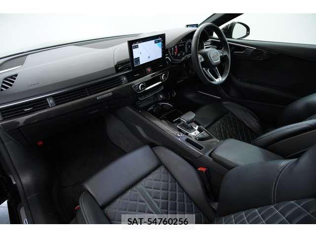 Audi S5 2022-03 7782738-11