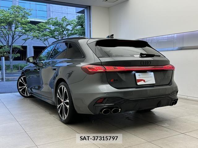 Audi S5 2025-11 7721013-2