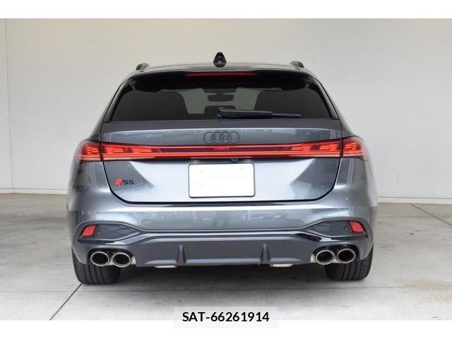 Audi S5 2025-12 8827923-17