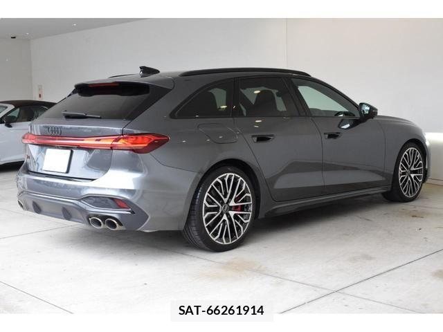 Audi S5 2025-12 8827923-2