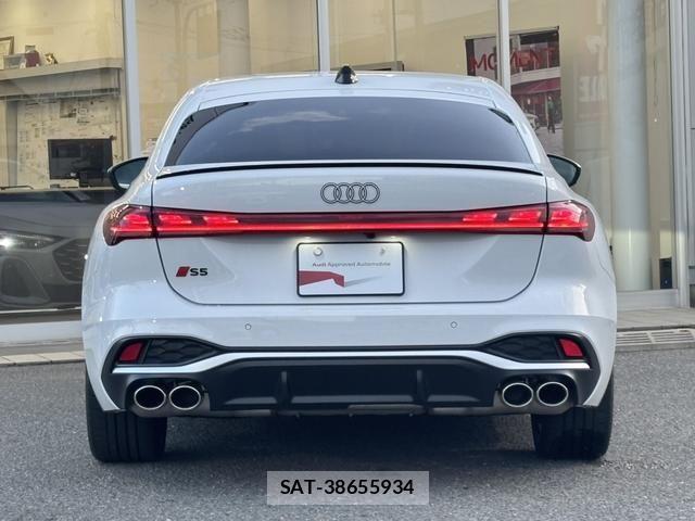 Audi S5 2025-03 6610647-14