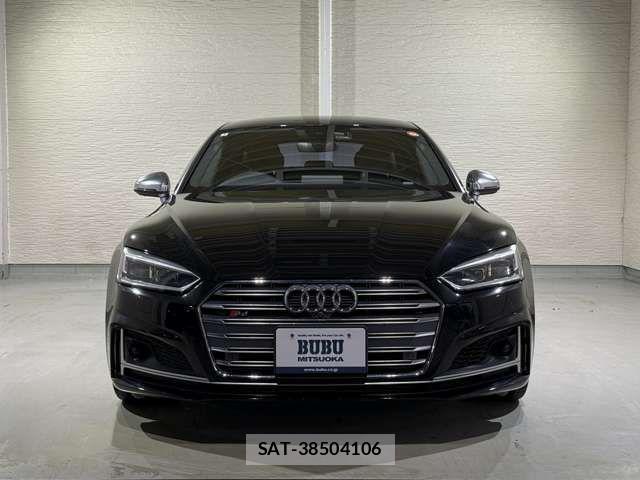 Audi S5 2017-07 3355614-1