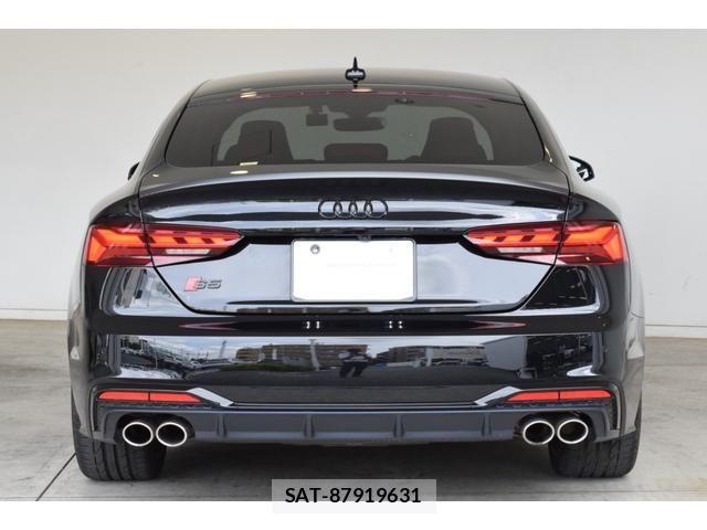 Audi S5 2021-12 7215066-15