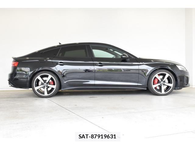Audi S5 2021-12 7215066-16