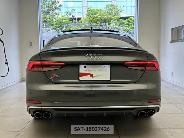 Audi S5 2019-07 7615108-18
