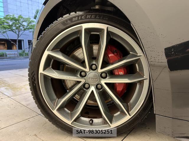 Audi S5 2018-08 7721026-19