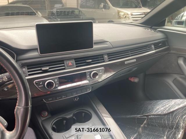 Audi S5 2017-09 8034485-11