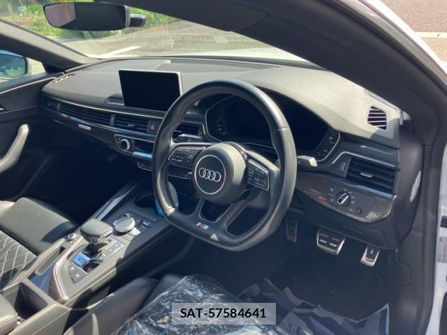 Audi S5 2017-11 8228971-12