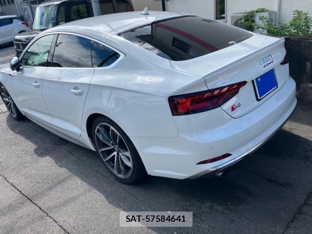 Audi S5 2017-11 8228971-6