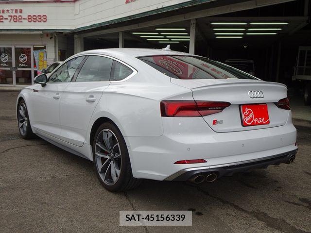 Audi S5 2018-07 8334954-4
