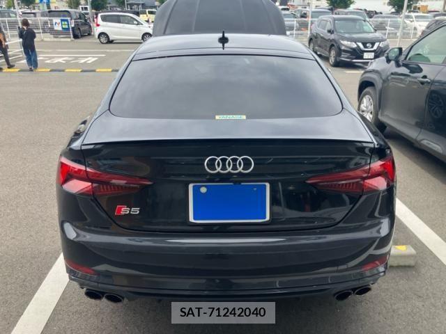 Audi S5 2019-11 8740670-11