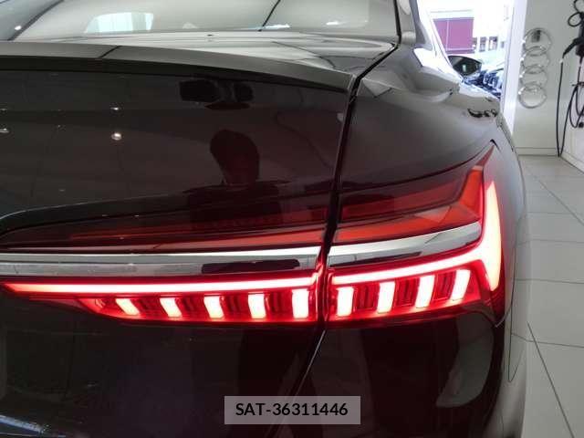 Audi S6 2025-10 6902337-13