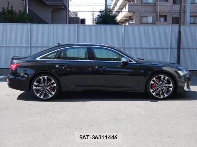 Audi S6 2025-10 6902337-8
