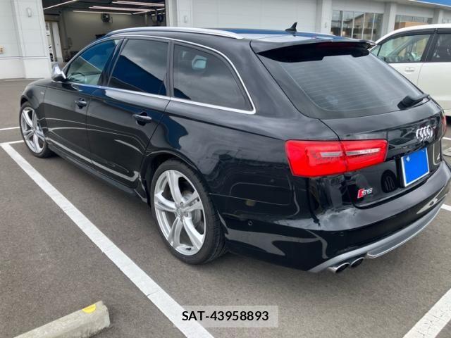 Audi S6 2014-08 8878762-2