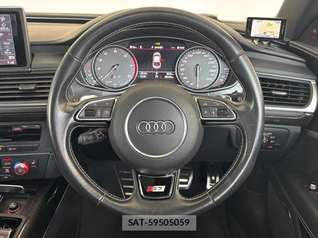 Audi S7 2017-05 7721023-10