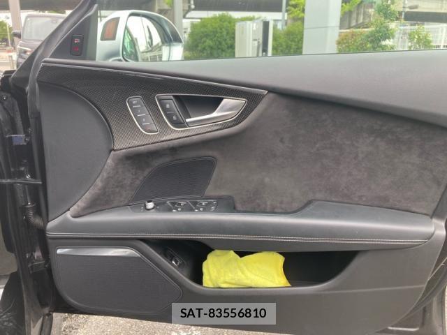 Audi S7 2015-08 8334957-11