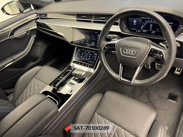 Audi S8 2022-11 1427657-1