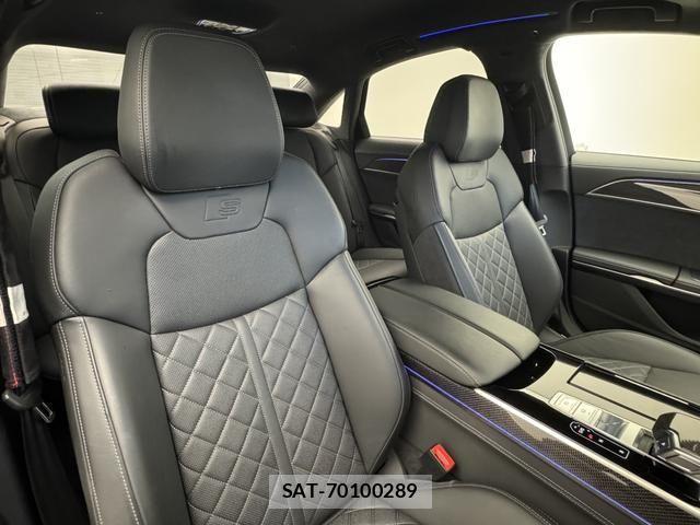 Audi S8 2022-11 1427657-3