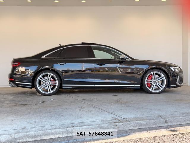 Audi S8 2022-11 5860388-18