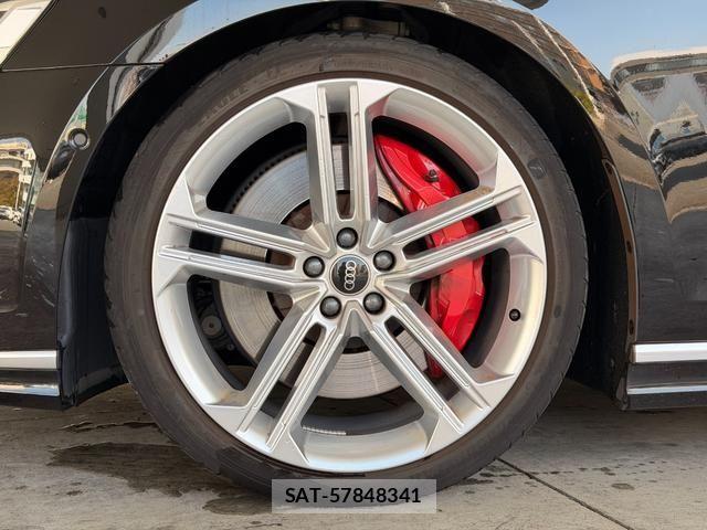 Audi S8 2022-11 5860388-20
