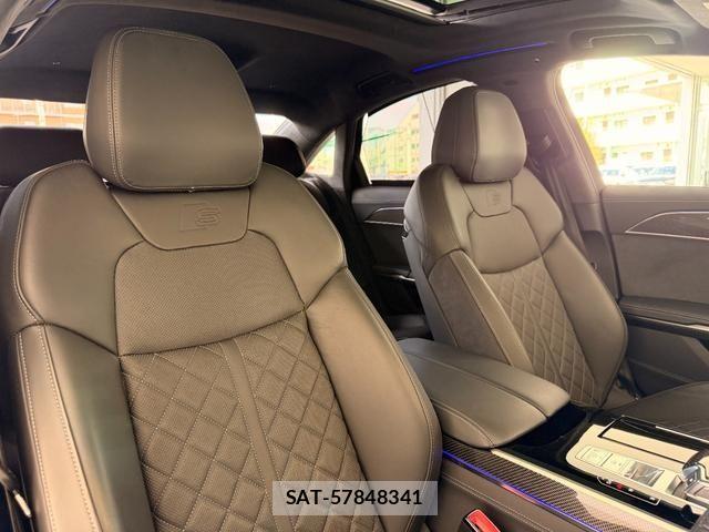 Audi S8 2022-11 5860388-3