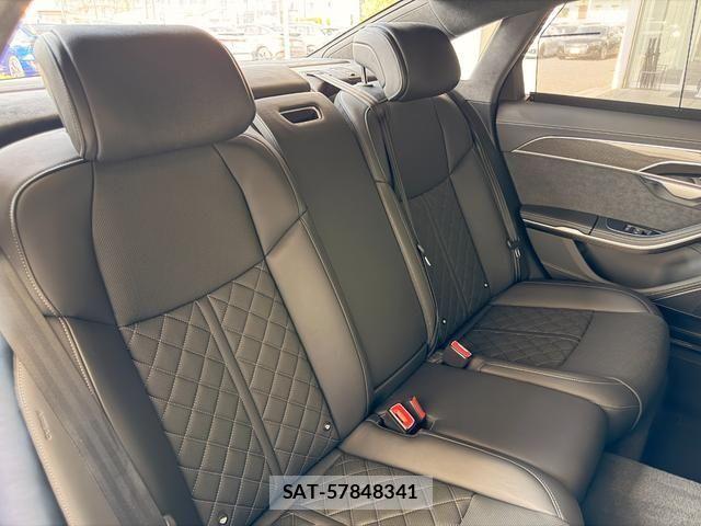 Audi S8 2022-11 5860388-4