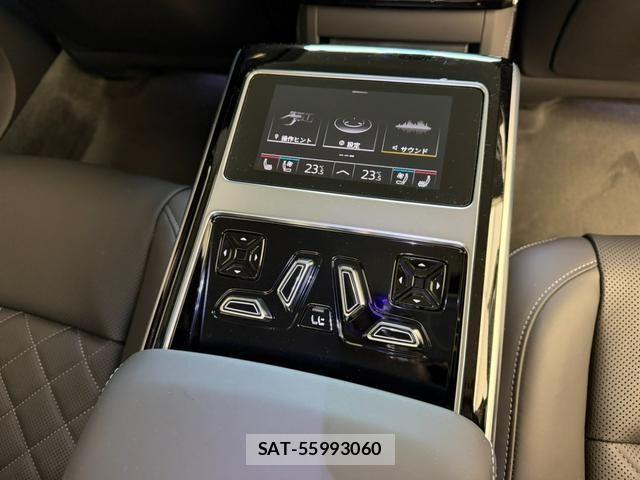 Audi S8 2024-07 6902336-13