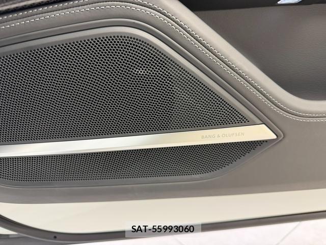 Audi S8 2024-07 6902336-8