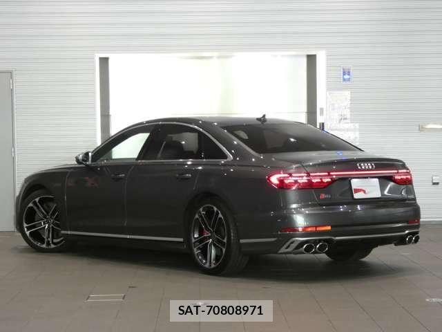Audi S8 2025-11 7057525-3