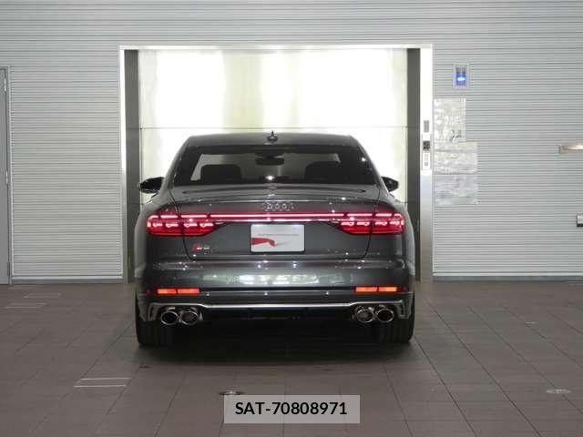 Audi S8 2025-11 7057525-4