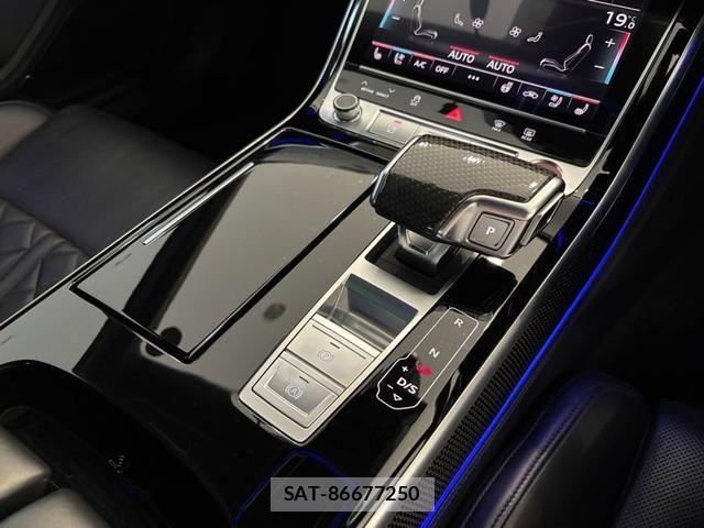 Audi S8 2021-06 7721032-12