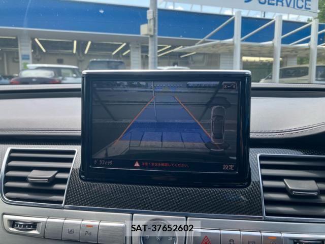 Audi S8 2013-02 8228975-20
