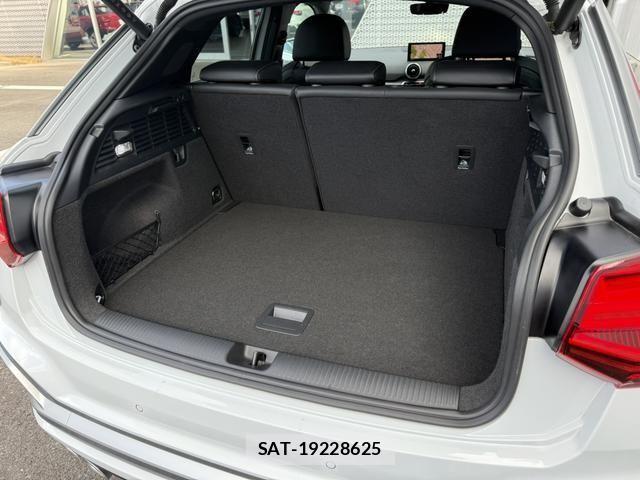 Audi SQ2 2024-01 811072-13
