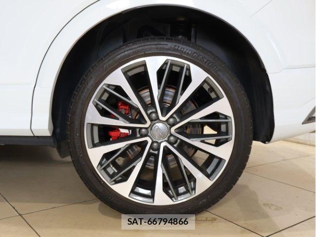 Audi SQ2 2021-03 7721034-14