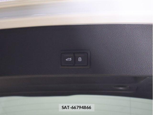 Audi SQ2 2021-03 7721034-7