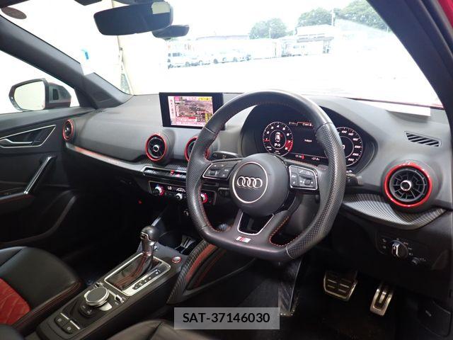 Audi SQ2 2019-12 8313185-1