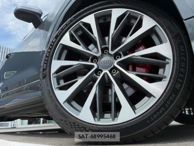 Audi SQ2 2020-01 8827932-8