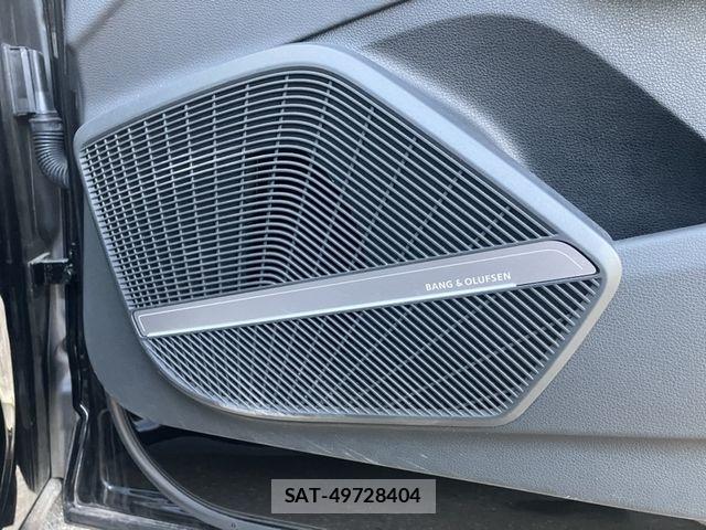 Audi SQ5 2022-06 6009732-10